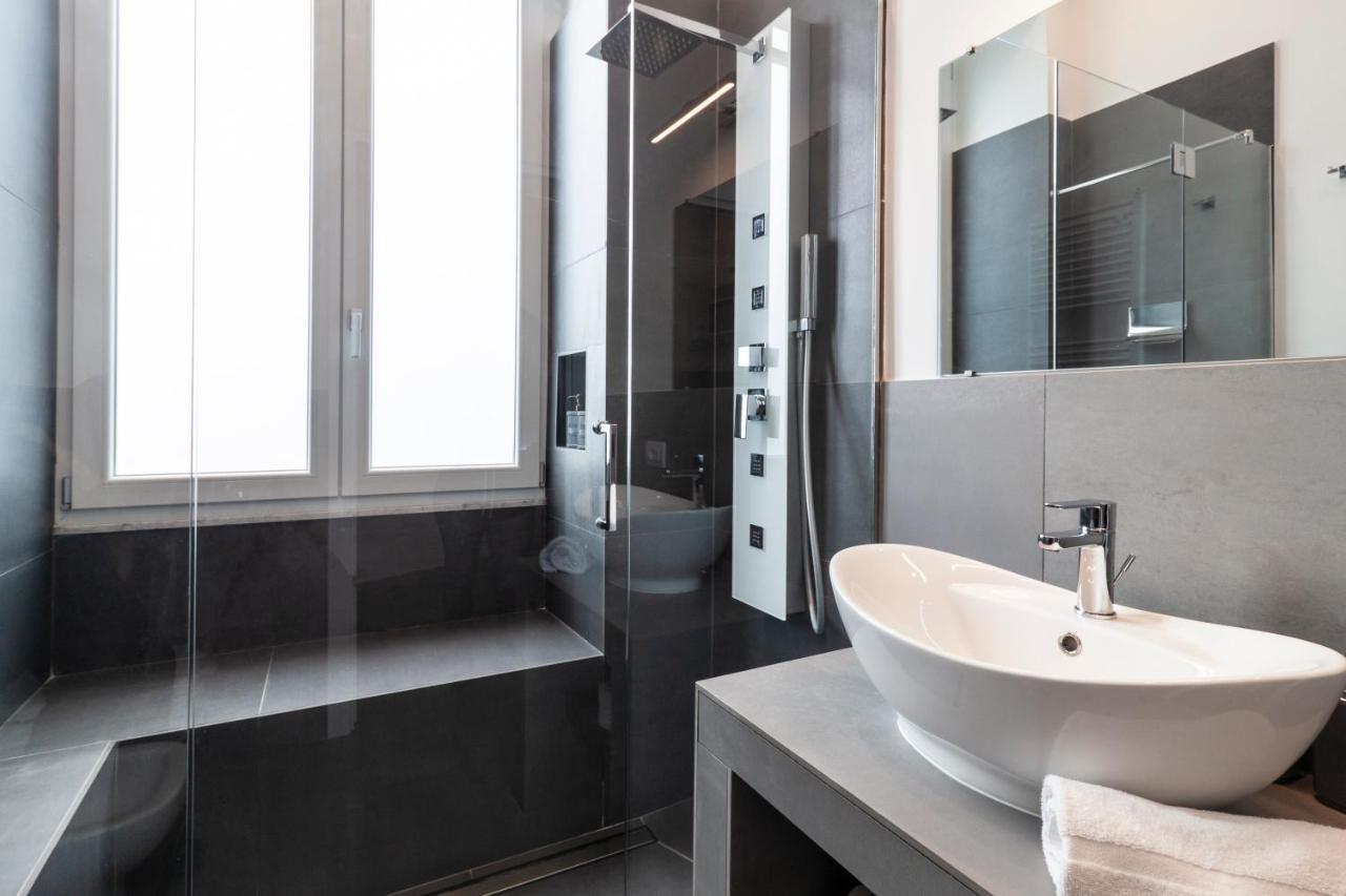 Vesucharme Suite Luxury Room Naples Luaran gambar