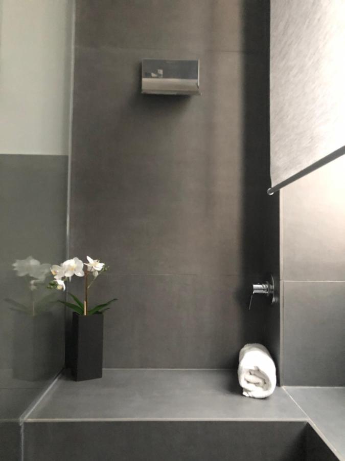 Vesucharme Suite Luxury Room Naples Luaran gambar