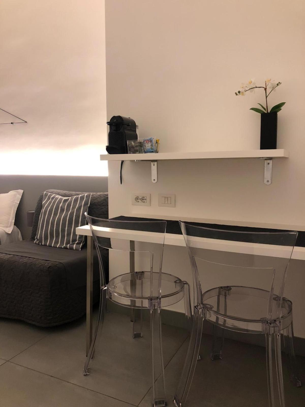 Vesucharme Suite Luxury Room Naples Luaran gambar
