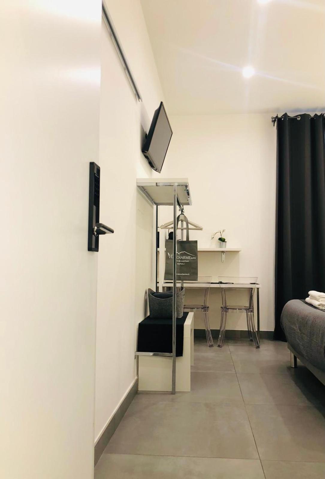 Vesucharme Suite Luxury Room Naples Luaran gambar