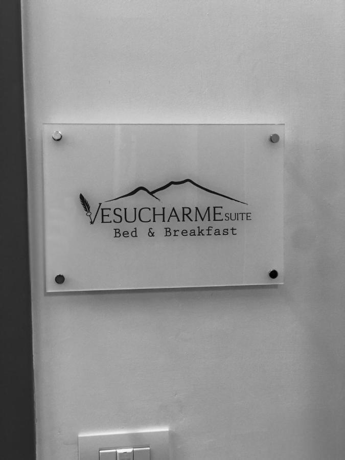 Vesucharme Suite Luxury Room Naples Luaran gambar