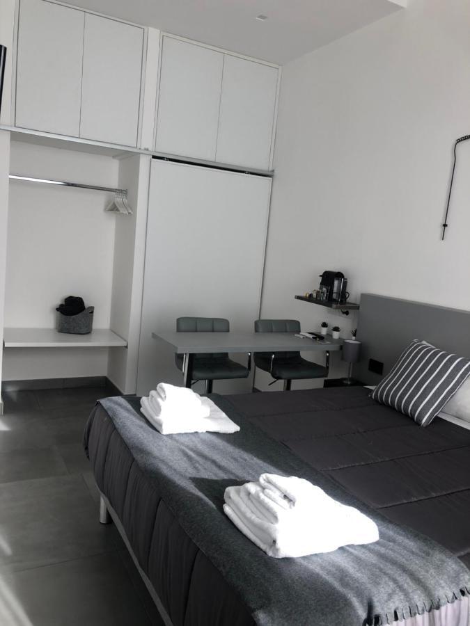Vesucharme Suite Luxury Room Naples Luaran gambar