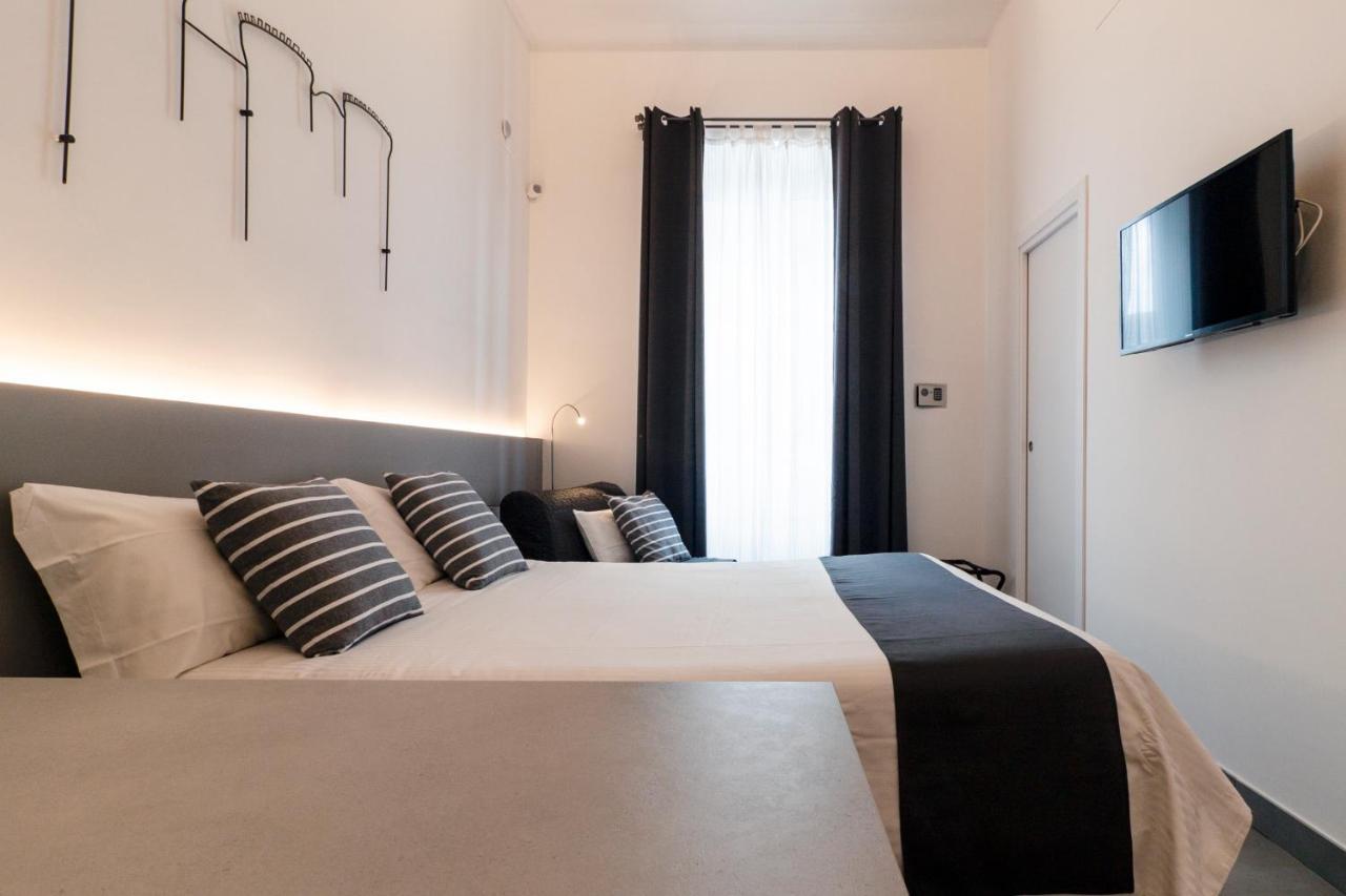 Vesucharme Suite Luxury Room Naples Luaran gambar
