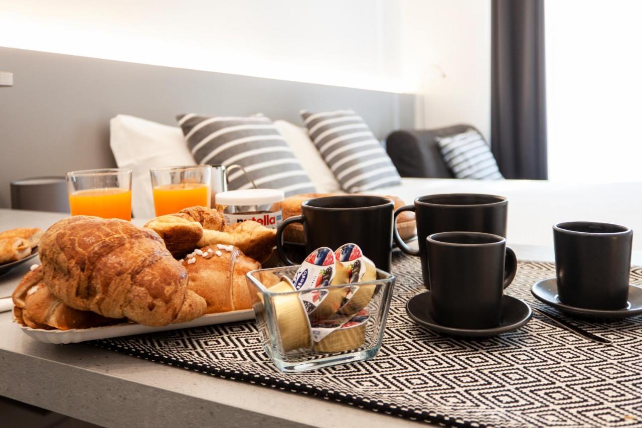 Vesucharme Suite Luxury Room Naples Luaran gambar